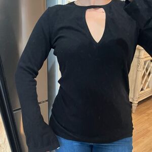 Minnie Rose Cashmere Black Sweater Cut Out Chest size M